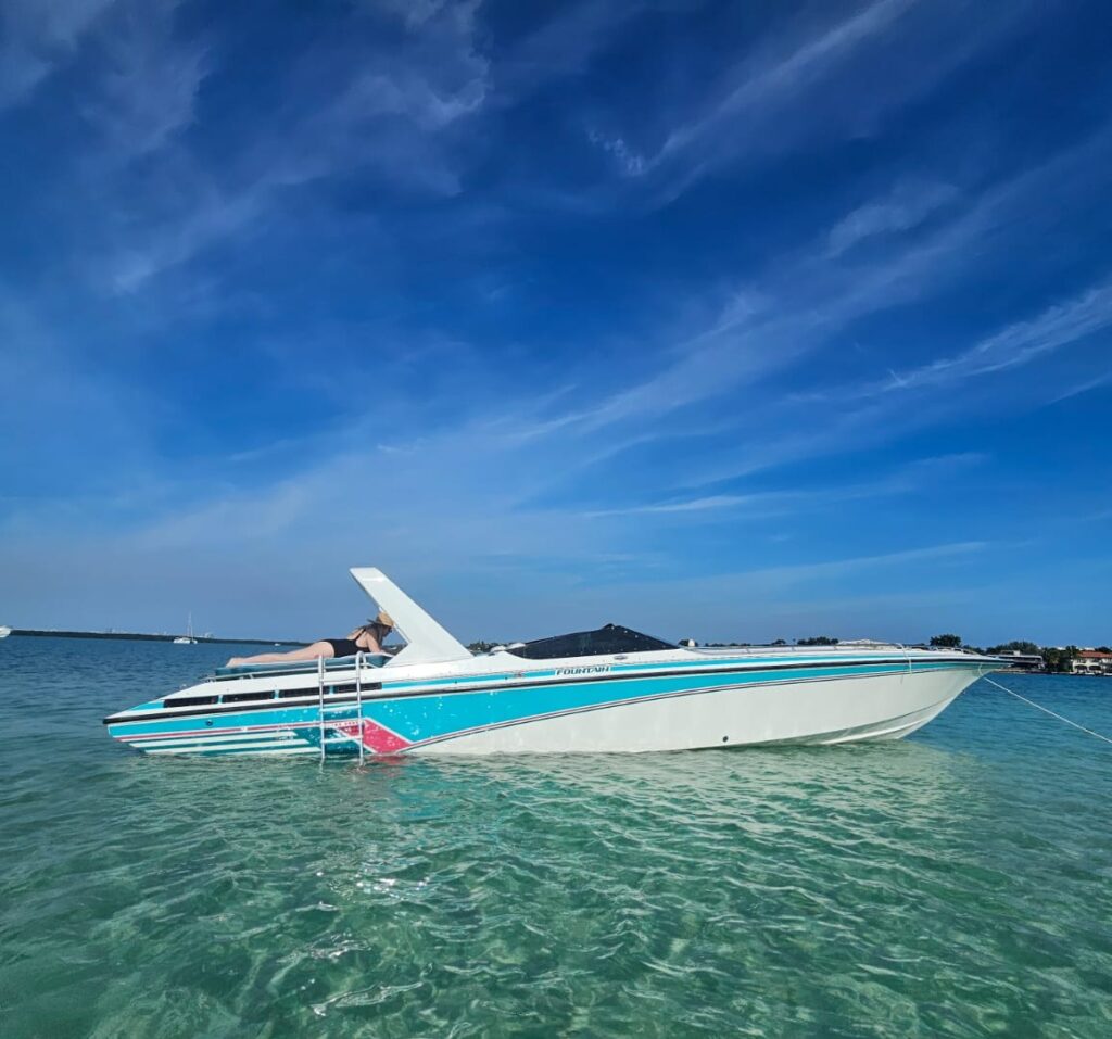 1991 Fountain Powerboats 38 Fever